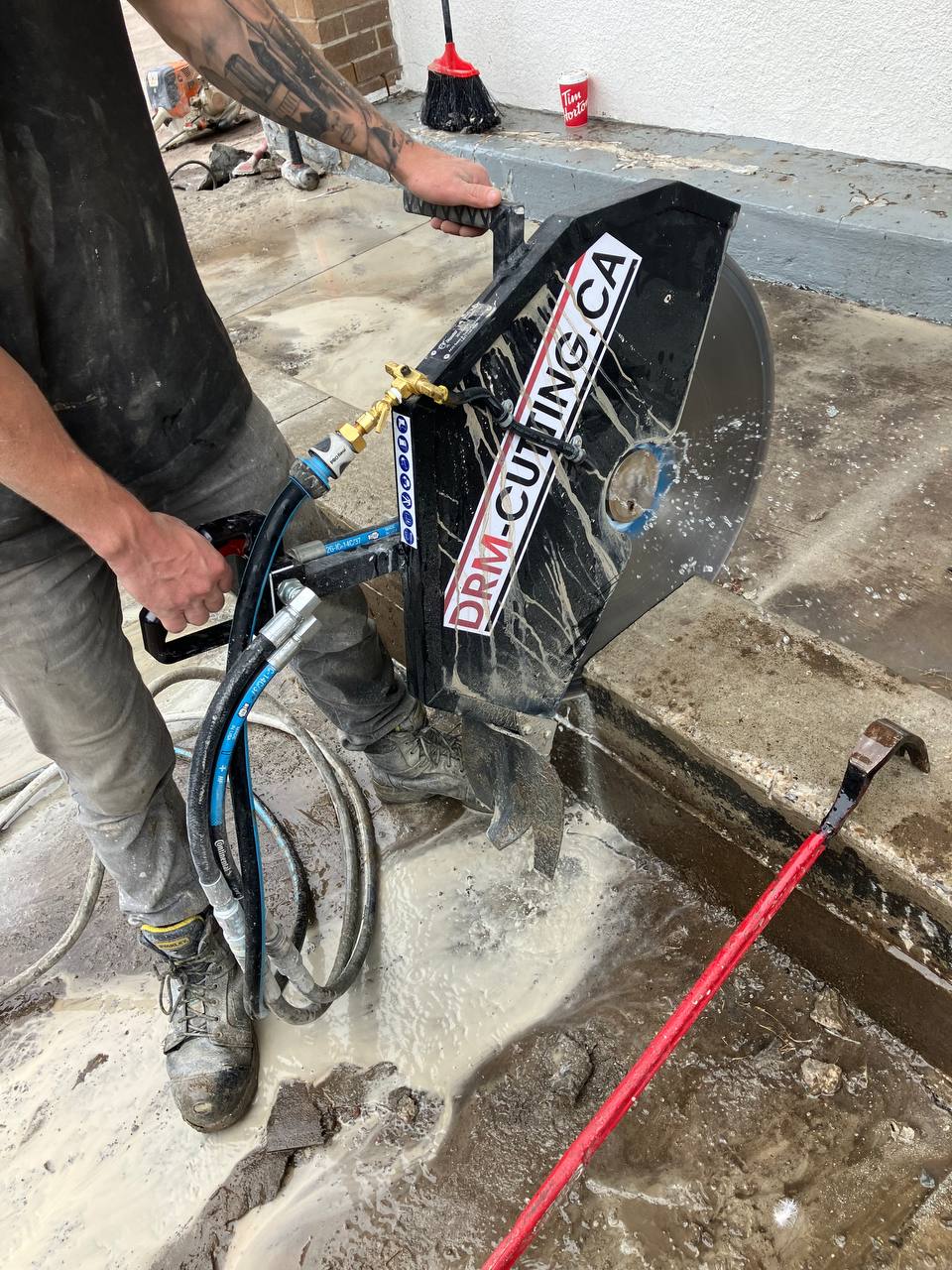 concrete saw cutting